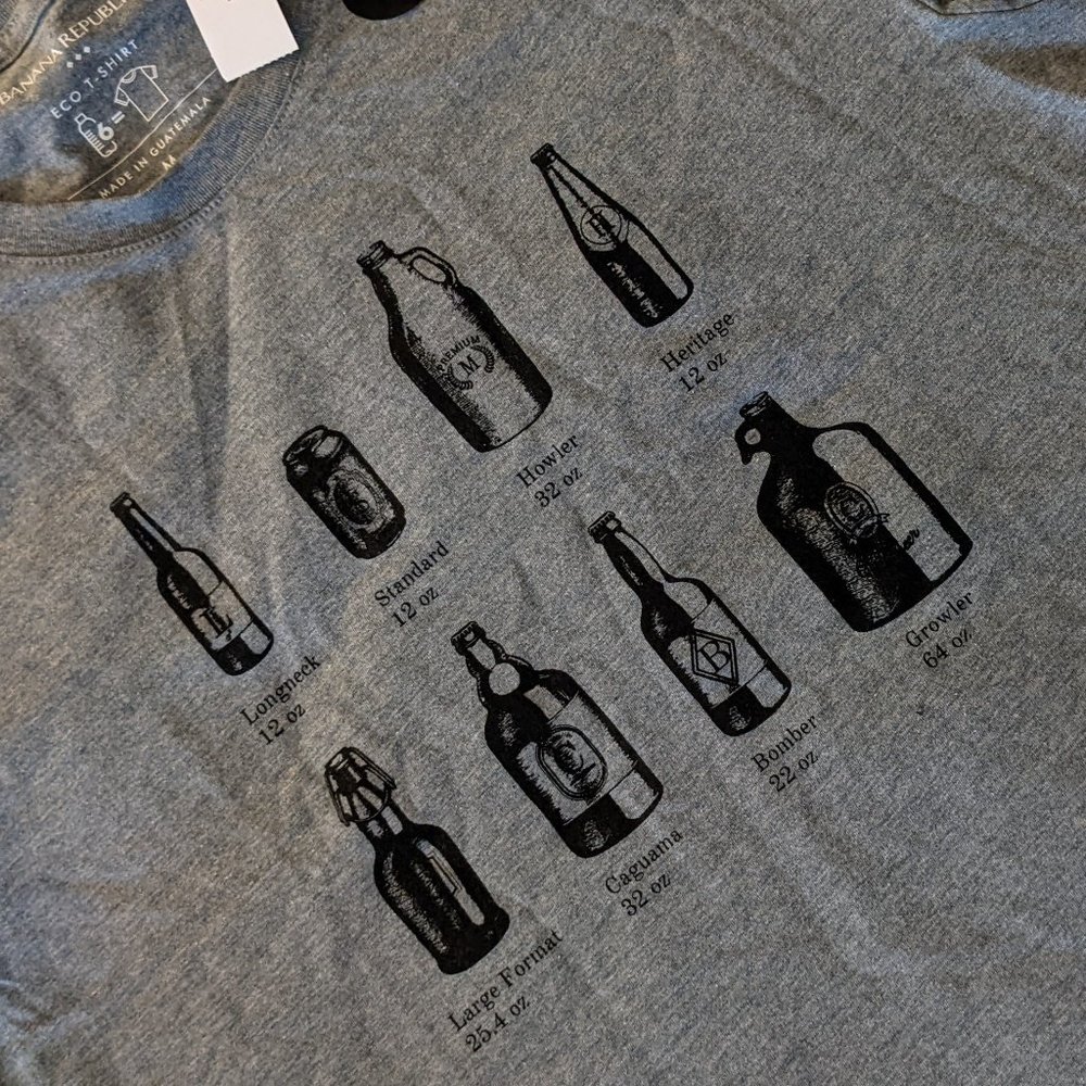 NWT Banana Republic Beer Bottles Men's T-shirt (M)